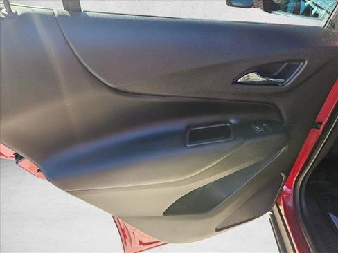 Used 2019 Chevrolet Equinox LT image 9