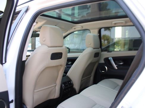 Certified 2024 Land Rover Discovery Sport S image 30