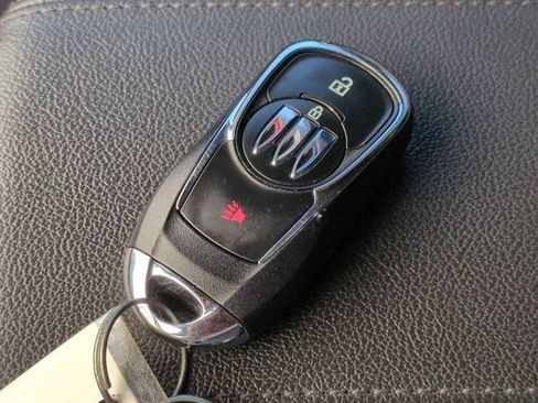 Used 2024 Buick Encore GX Sport Touring w/ Advanced Technology Package AWD/4WD image 27