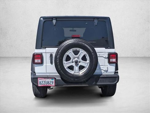 Used 2022 Jeep Wrangler Unlimited Sport AWD/4WD image 7