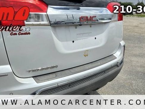 Used 2017 GMC Terrain SLT w/ Driver Alert Package I FWD image 11