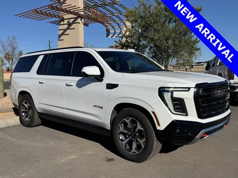 Used 2025 GMC Yukon XL AT4 Ultimate image 1