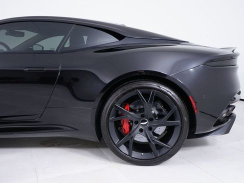 Used 2019 Aston Martin DBS Superleggera RWD image 12