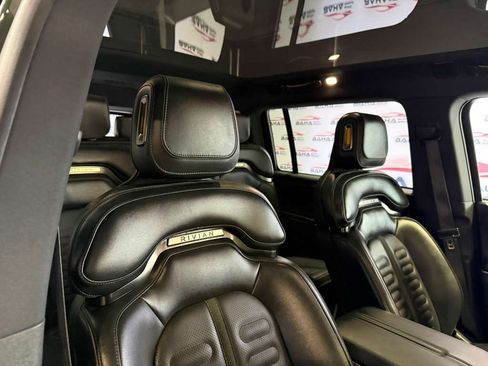 Used 2025 Rivian R1S Adventure AWD/4WD image 55