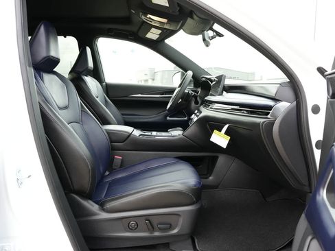 New 2026 INFINITI QX60 Sport AWD/4WD image 23