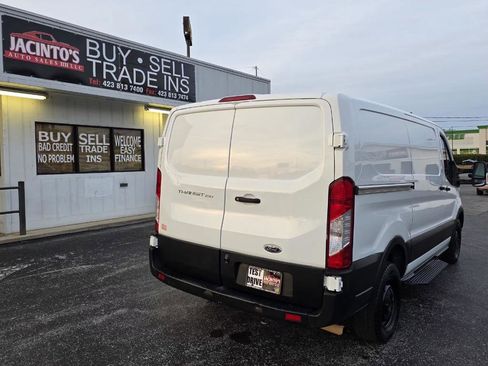 Used 2020 Ford Transit 250 Low Roof image 3