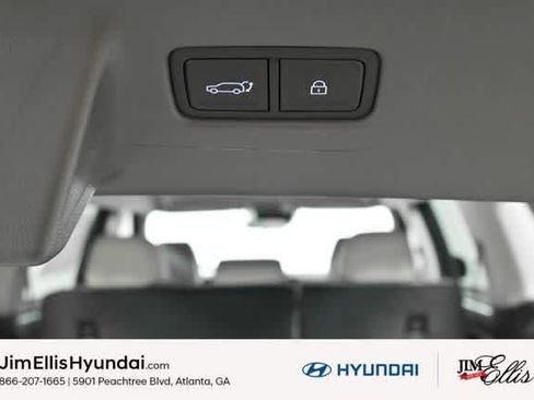 New 2025 Hyundai Santa Fe SE image 22