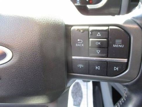 Used 2022 Ford F150 Lariat w/ Max Trailer Tow Package image 13