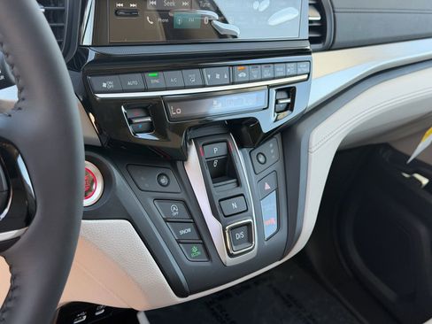 New 2026 Honda Odyssey EX-L image 21