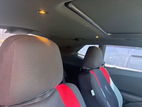 Used 2022 Dodge Challenger SXT w/ Blacktop Package image 10