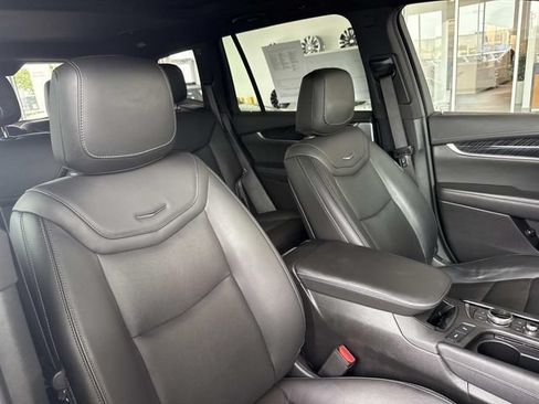 Certified 2023 Cadillac XT6 Premium Luxury w/ Technology Package AWD/4WD image 24