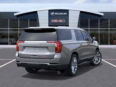 New 2026 GMC Yukon XL Denali w/ Denali Reserve Package AWD/4WD image 28