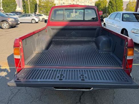 Used 1995 Toyota Tacoma RWD image 9