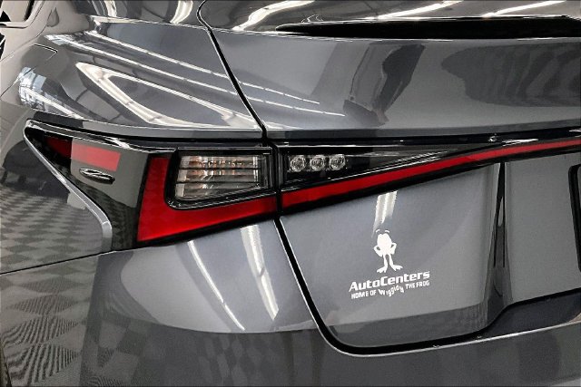 Used 2024 Lexus IS 350 F Sport RWD image 34