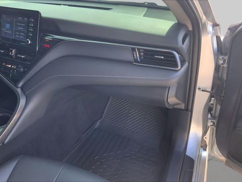 Used 2024 Toyota Camry SE FWD image 17