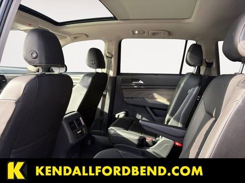 Used 2023 Volkswagen Atlas SEL AWD/4WD image 11