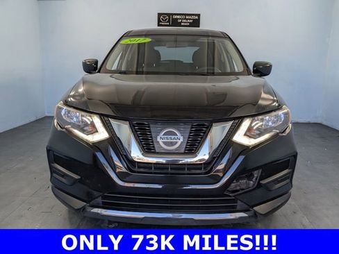 Used 2017 Nissan Rogue S image 2