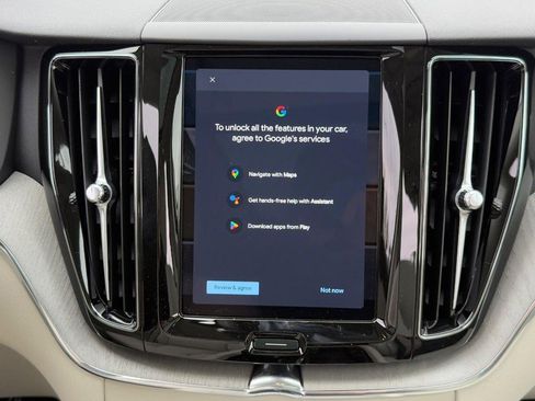 New 2025 Volvo XC60 T8 Plus w/ Protection Package Premier image 8