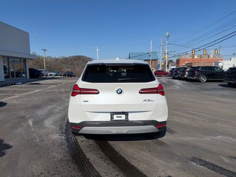 Certified 2025 BMW X3 xDrive30i w/ Premium Package image 6