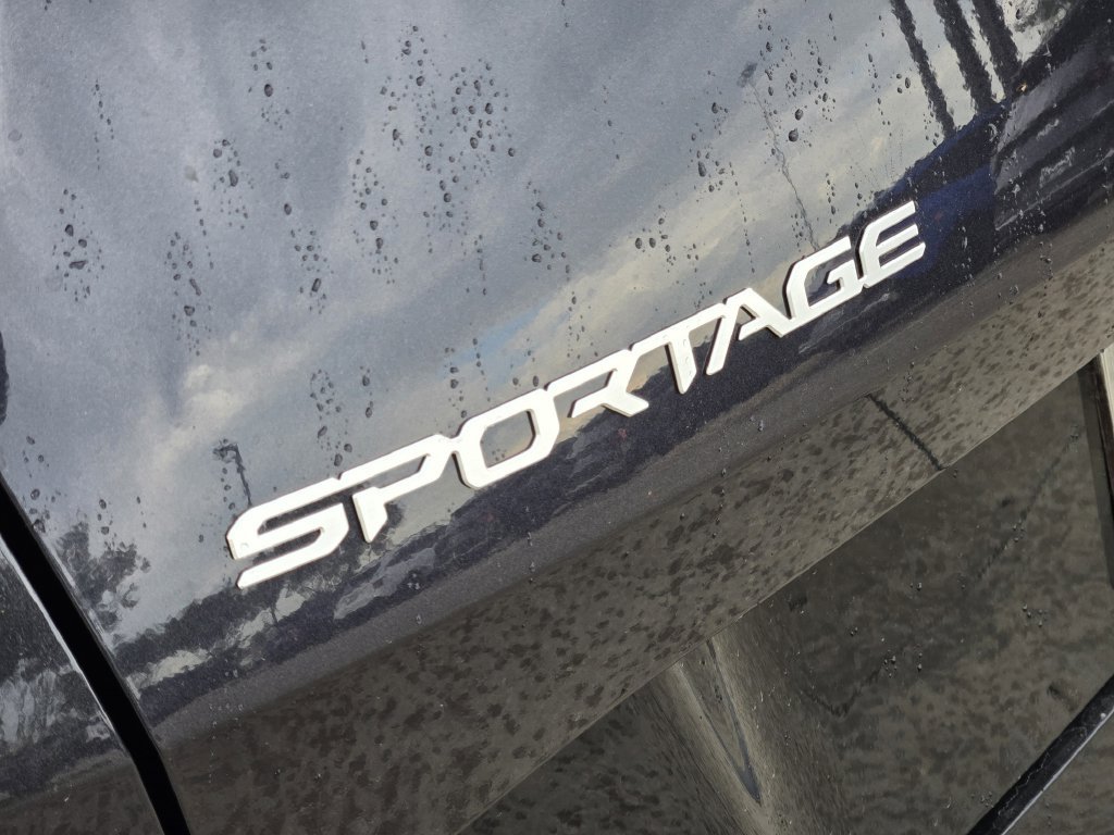 New 2026 Kia Sportage SX FWD image 7