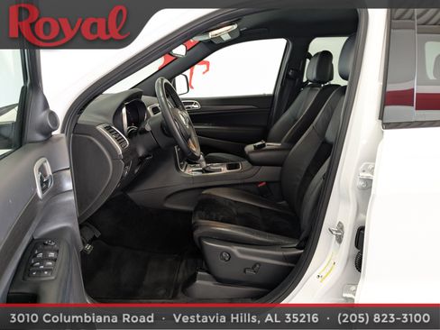 Used 2018 Jeep Grand Cherokee Altitude image 18