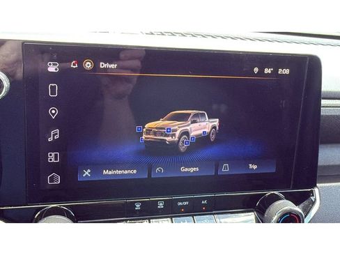 Used 2024 Chevrolet Colorado Trail Boss w/ Advanced Trailering Package AWD/4WD image 18