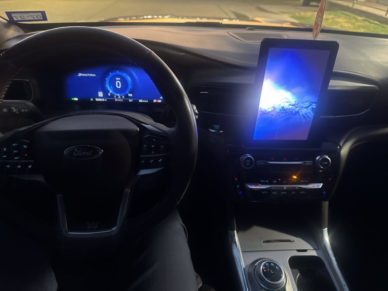 Used 2022 Ford Explorer King Ranch RWD image 11