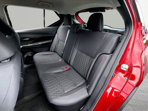 Used 2022 Nissan Kicks SV FWD image 18
