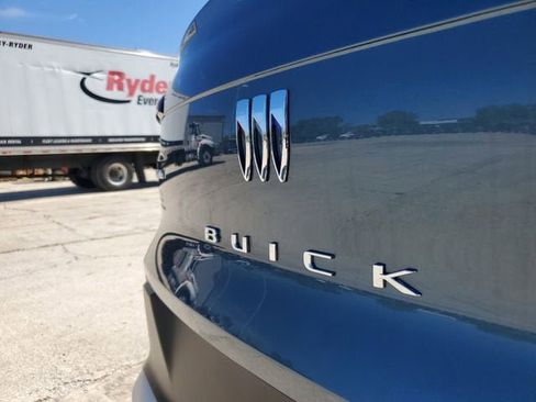 New 2026 Buick Envista Preferred w/ Advanced Safety Package image 7