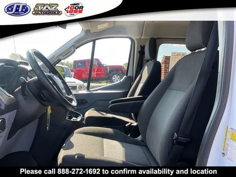 Used 2017 Ford Transit 150 XL image 10