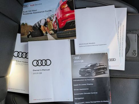 Used 2019 Audi Q8 Prestige AWD/4WD image 47