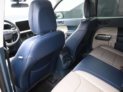 Used 2025 Ford Maverick Lariat w/ 4K Tow Package AWD/4WD image 24
