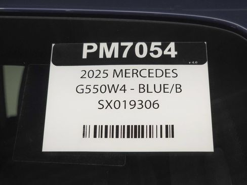Used 2025 Mercedes-Benz G 550 image 37