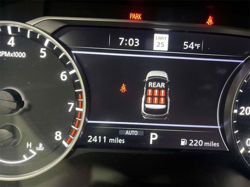 Certified 2025 Nissan Pathfinder SL image 26