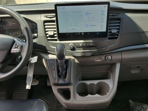 Certified 2023 Ford Transit 150 Low Roof RWD image 20