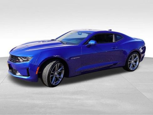 Used 2024 Chevrolet Camaro LT w/ RS Package image 10