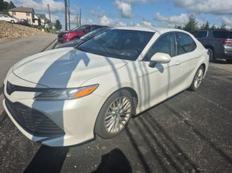 Used 2018 Toyota Camry XLE FWD video 3