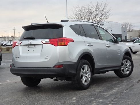 Used 2014 Toyota RAV4 LE image 9