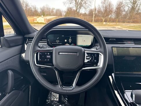 New 2026 Land Rover Range Rover Sport SE image 18
