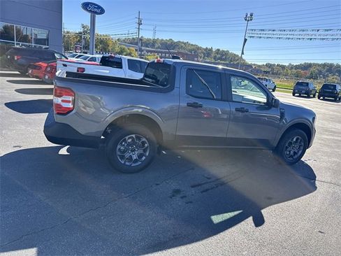 New 2025 Ford Maverick XLT image 3