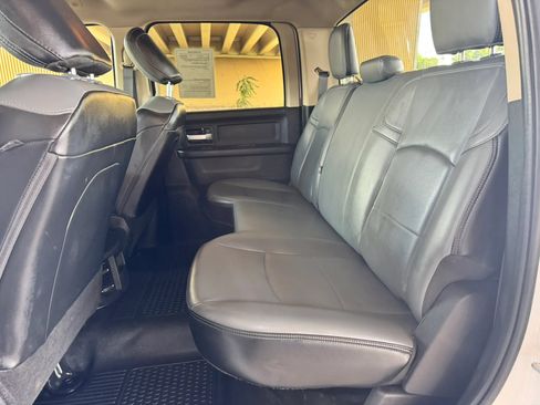 Used 2019 RAM 2500 Tradesman w/ Chrome Appearance Group AWD/4WD image 22