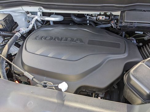 Used 2023 Honda Ridgeline RTL-E image 12