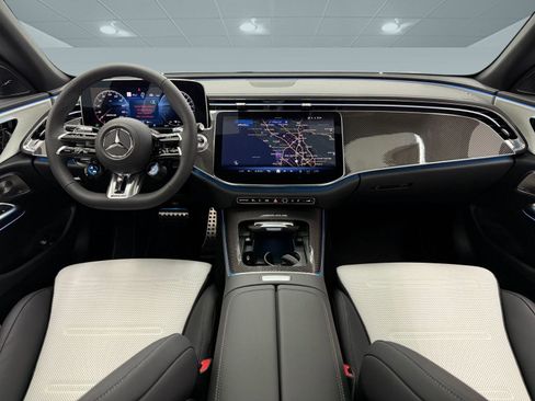 New 2026 Mercedes-Benz E 53 AMG e 4MATIC Sedan image 12