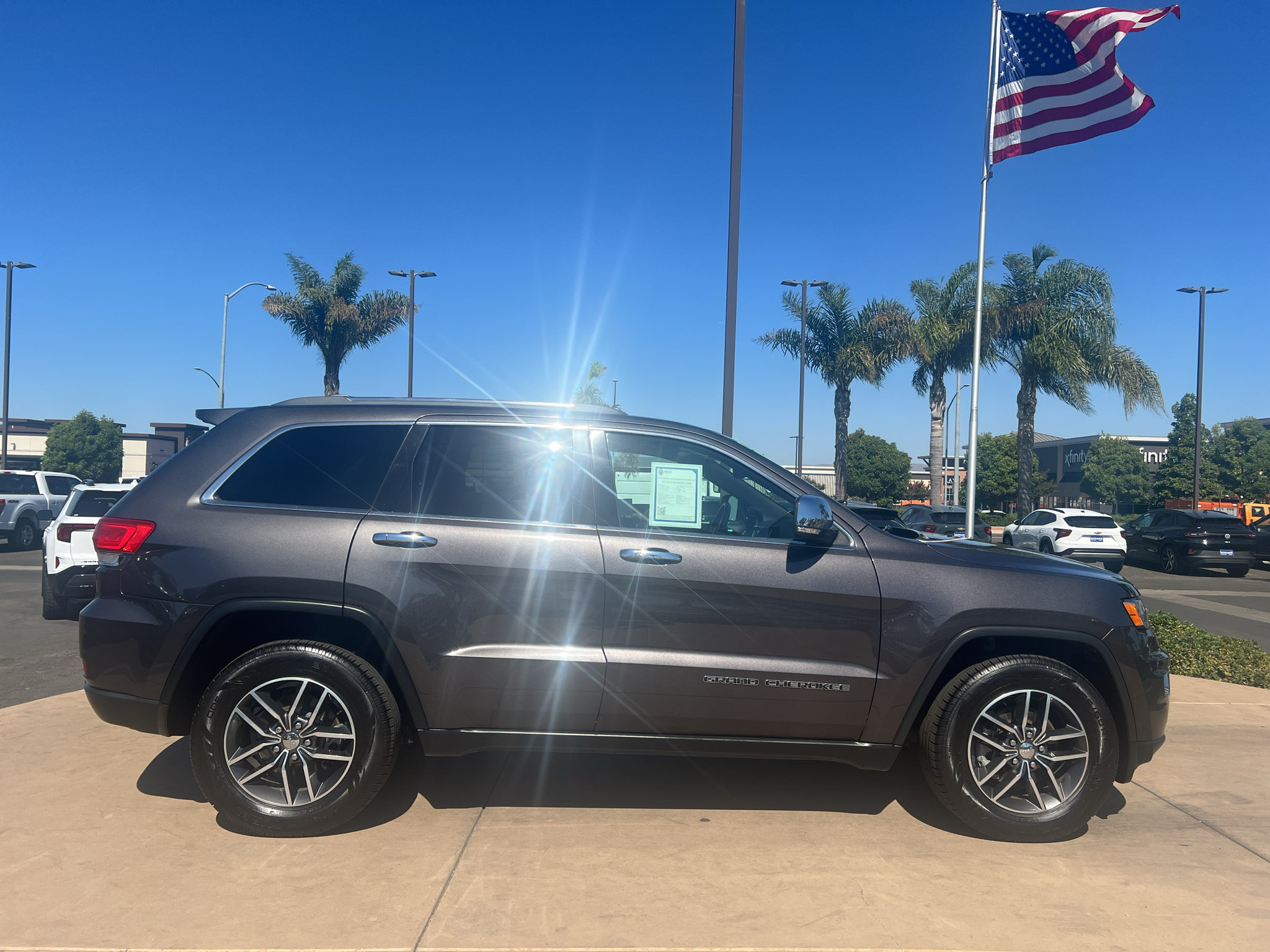 Used 2018 Jeep Grand Cherokee Limited RWD image 4