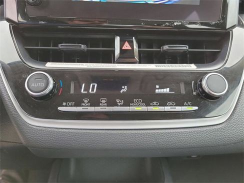 Used 2024 Toyota Corolla LE image 23