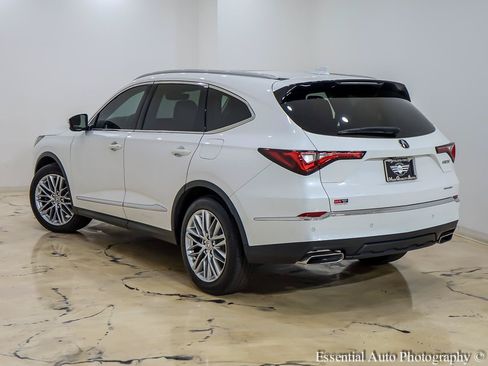 Used 2023 Acura MDX w/ Advance Package AWD/4WD image 9