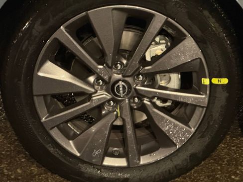 New 2026 Nissan Sentra SL image 10