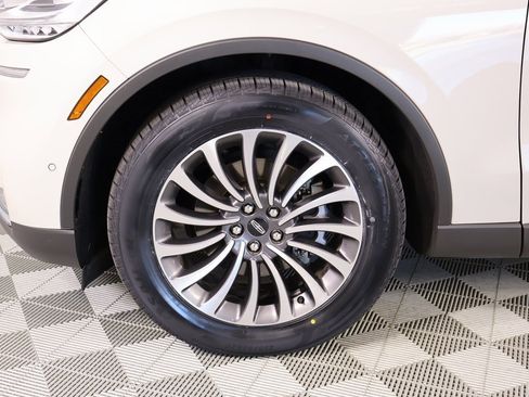 Used 2020 Lincoln Aviator Reserve w/ Equipment Group 201A image 19