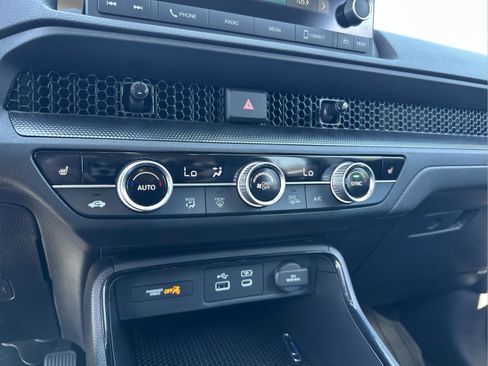 Certified 2025 Honda CR-V EX image 24