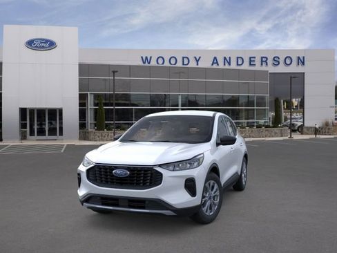 New 2026 Ford Escape Active FWD image 2